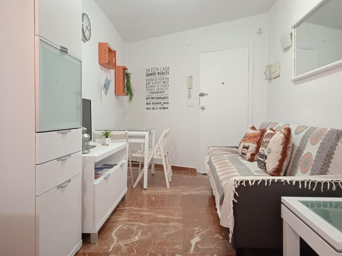 Apartamento Con Encanto 'Larios Studio' Lägenhet Málaga Exteriör bild